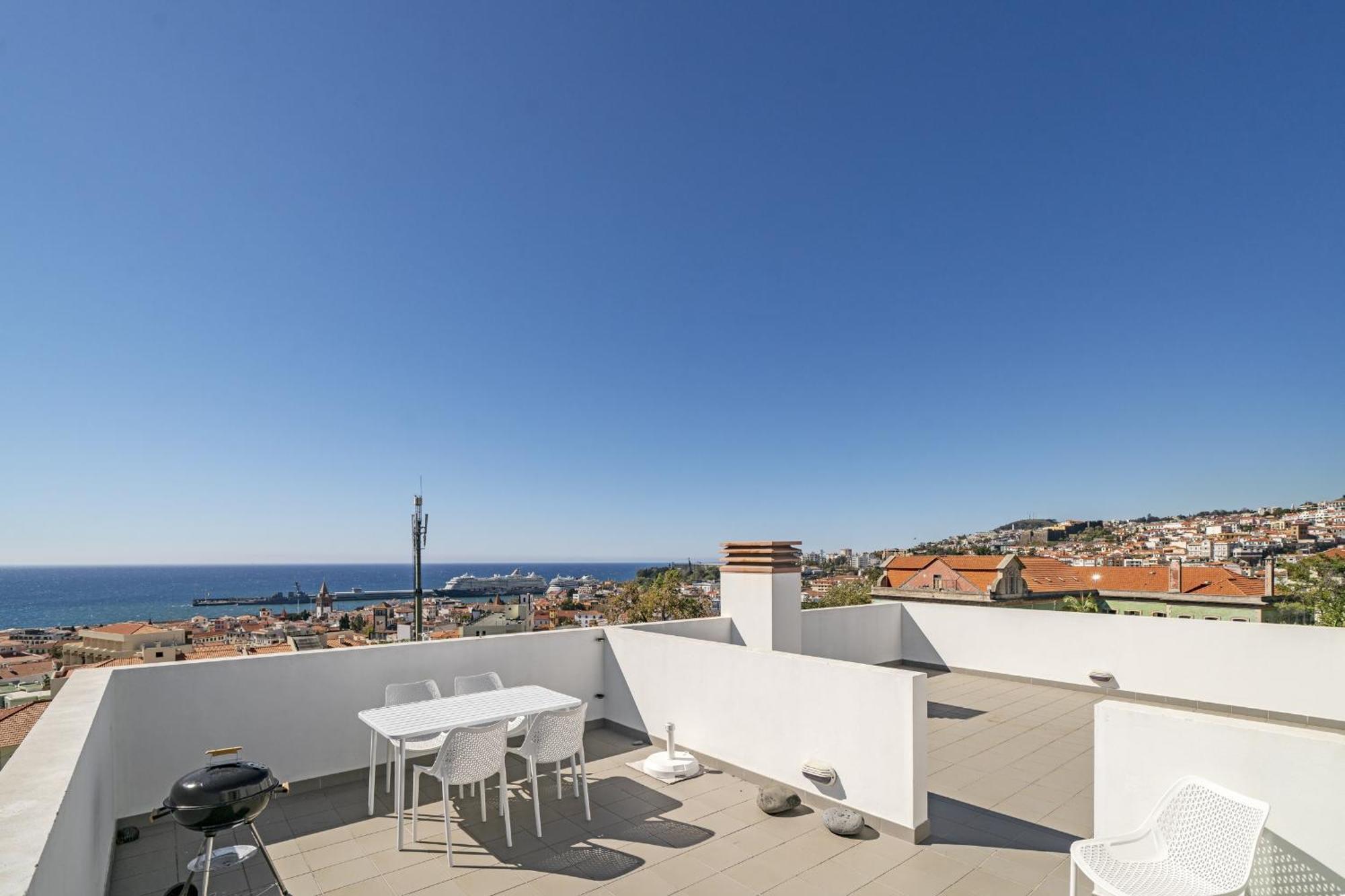Rooftop Funchal - By Wehost Esterno foto